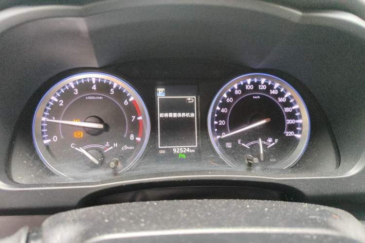 Used Toyota Highlander 2018 2.0T Four-Wheel Drive Prestige Version 7 Seats China V Emission Standard Instrument Cluster