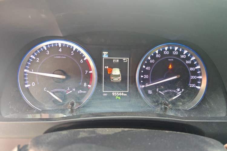 Used Toyota Highlander 2018 2.0T Four-Wheel Drive Prestige Version 7 Seats China V Emission Standard Instrument Cluster