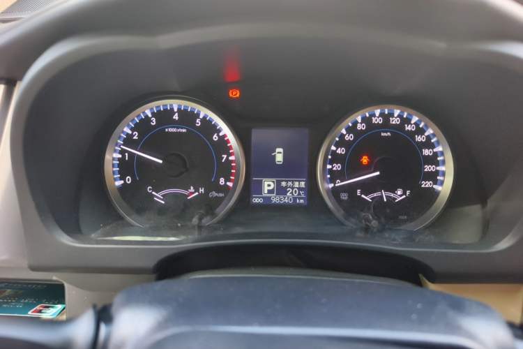 Used Toyota Highlander 2018 2.0T Two-Wheel Drive Elite Version 5 Seats China VI Standard Instrument Cluster