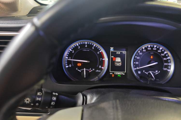 Used Toyota Highlander 2018 2.0T Four-Wheel Drive Luxury Version 7 Seats China VI Standard Instrument Cluster