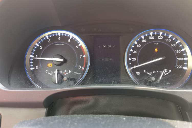 Used Toyota Highlander 2018 2.0T Four-Wheel Drive Luxury Version 7 Seats China VI Standard Instrument Cluster