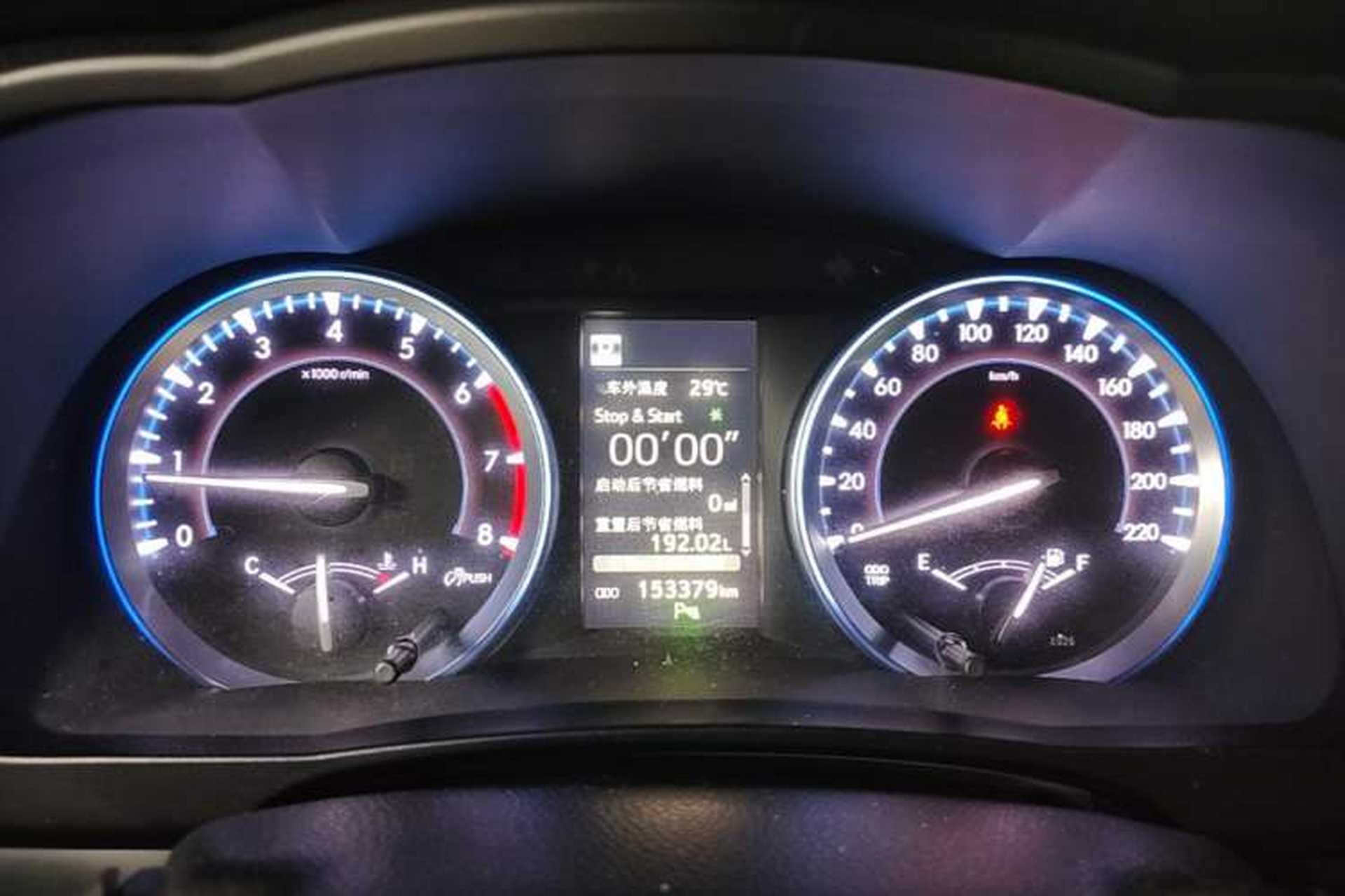 Used Toyota Highlander 2018 2.0T Four-Wheel Drive Luxury Version 7 Seats China VI Standard Instrument Cluster