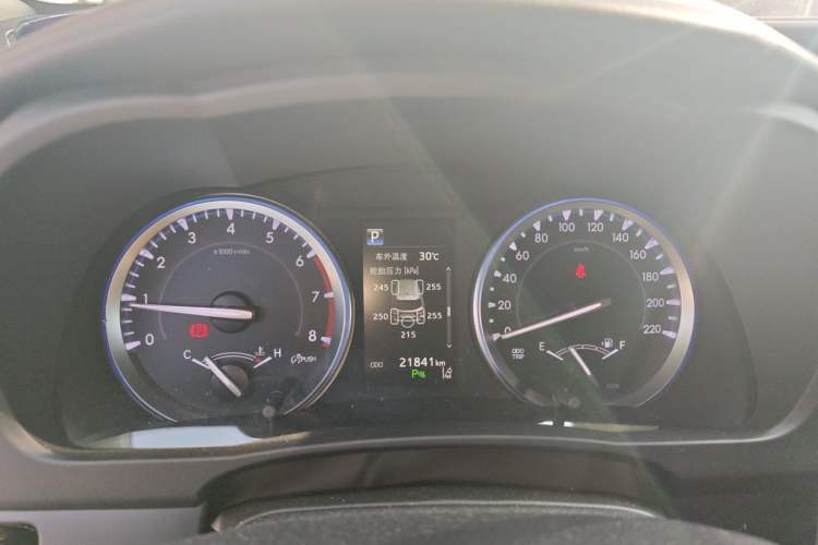 Used Toyota Highlander 2018 2.0T Four-Wheel Drive Luxury Version 7 Seats China VI Standard Instrument Cluster