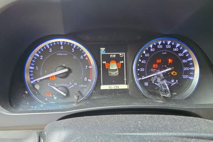Used Toyota Highlander 2018 2.0T Four-Wheel Drive Ultimate Edition 7-Seater Emission Standard China V Instrument Cluster