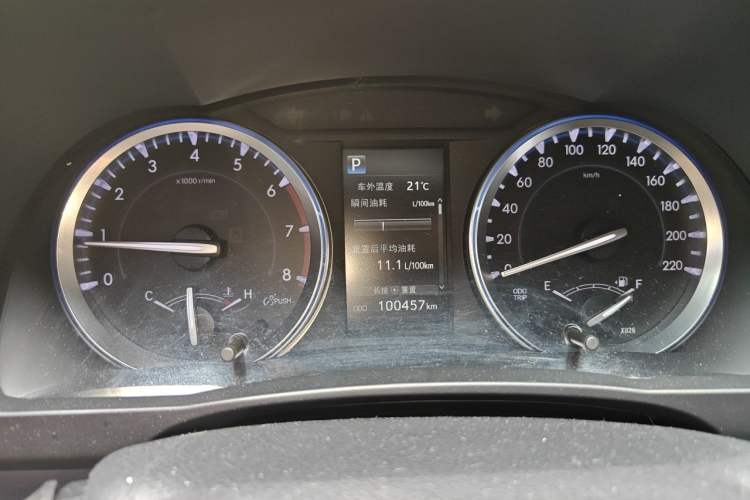 Used Toyota Highlander 2018 2.0T Four-Wheel Drive Prestige Version 7 Seats China VI Standard Instrument Cluster
