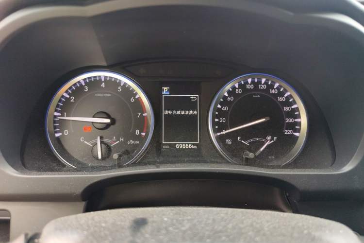 Used Toyota Highlander 2018 2.0T Four-Wheel Drive Prestige Version 7 Seats China VI Standard Instrument Cluster