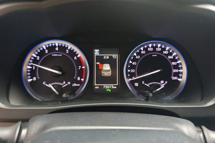 Used Toyota Highlander 2018 2.0T Four-Wheel Drive Prestige Version 7 Seats China VI Standard Instrument Cluster