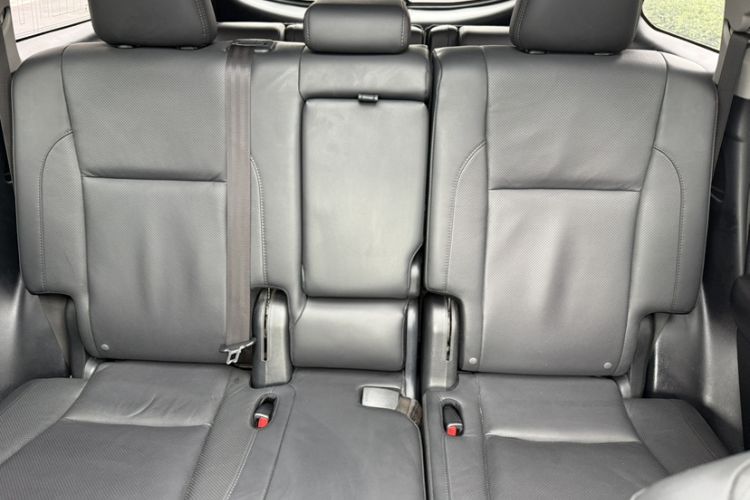 Used Toyota Highlander 2018 2.0T Four-Wheel Drive Prestige Version 7 Seats China V Emission Standard Interior 1