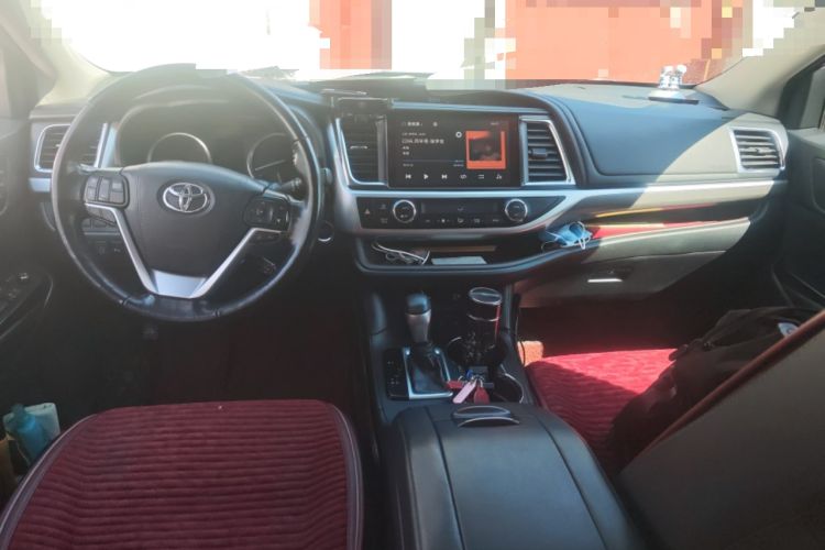 Used Toyota Highlander 2018 2.0T Four-Wheel Drive Ultimate Edition 7-Seater Emission Standard China V Interior 2