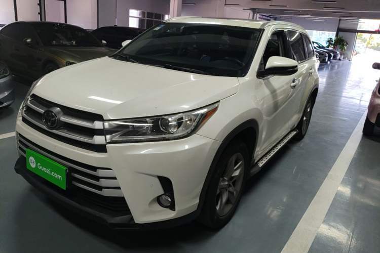 Used Toyota Highlander 2018 2.0T Two-Wheel Drive Luxury Edition 7 Seats China VI Standard Guazi used car, China used car export, Used car for sale, Used  cars, Cheapest cars for sale