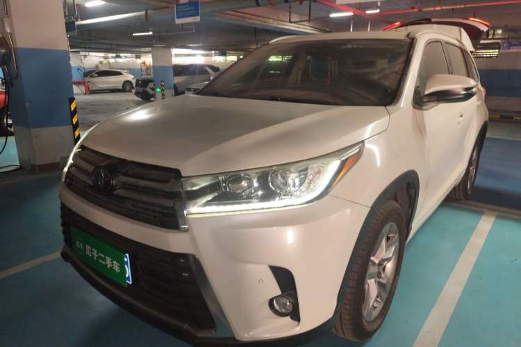 Used Toyota Highlander 2018 2.0T Four-Wheel Drive Prestige Version 7 Seats China V Emission Standard Guazi used car, China used car export, Used car for sale, Used cars, Cheapest cars for sale