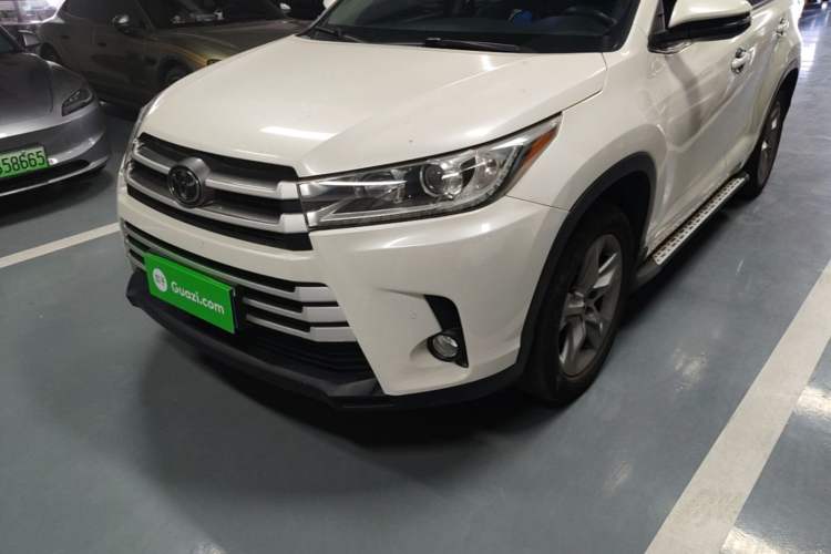 Used Toyota Highlander 2018 2.0T Two-Wheel Drive Luxury Edition 7 Seats China VI Standard Left Front Headlight