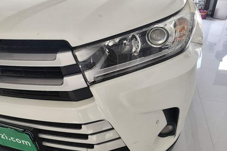 Used Toyota Highlander 2018 2.0T Four-Wheel Drive Luxury Version 7 Seats China VI Standard Left Front Headlight