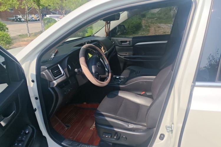 Used Toyota Highlander 2018 2.0T Four-Wheel Drive Luxury Edition 7 Seats China V Emission Standard Left Front Seat