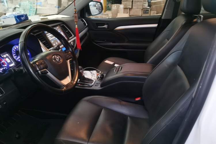 Used Toyota Highlander 2018 2.0T Four-Wheel Drive Prestige Version 7 Seats China VI Standard Left Front Seat