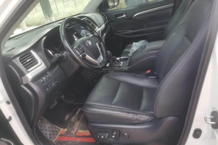 Used Toyota Highlander 2018 2.0T Four-Wheel Drive Supreme Edition 7-Seater China VI Left Front Seat