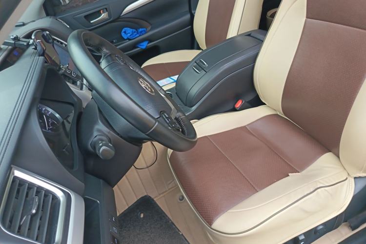 Used Toyota Highlander 2018 2.0T Four-Wheel Drive Luxury Version 7 Seats China VI Standard Left Front Seat