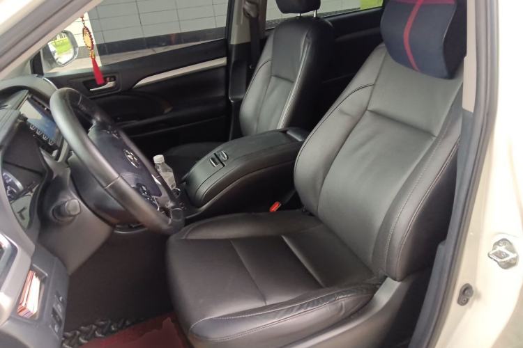 Used Toyota Highlander 2018 2.0T Four-Wheel Drive Luxury Version 7 Seats China VI Standard Left Front Seat