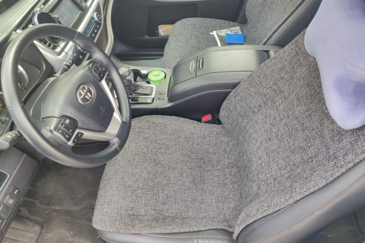 Used Toyota Highlander 2018 2.0T Four-Wheel Drive Luxury Version 7 Seats China VI Standard Left Front Seat