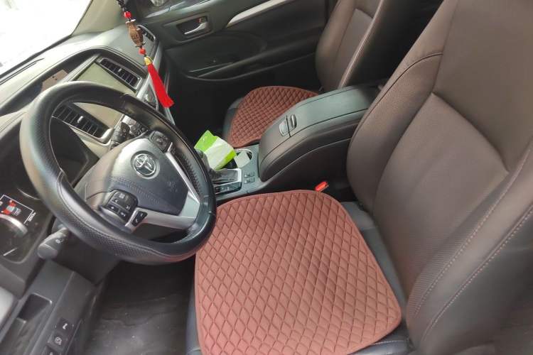 Used Toyota Highlander 2018 2.0T Four-Wheel Drive Prestige Version 7 Seats China VI Standard Left Front Seat