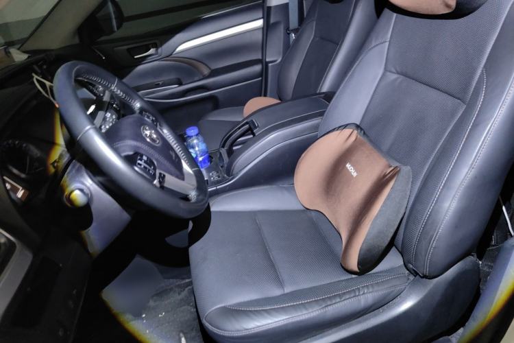 Used Toyota Highlander 2018 2.0T Four-Wheel Drive Luxury Edition 7 Seats China V Emission Standard Left Front Seat