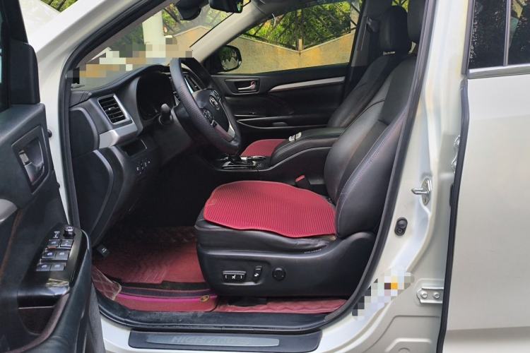 Used Toyota Highlander 2018 2.0T Four-Wheel Drive Luxury Edition 7 Seats China V Emission Standard Left Front Seat