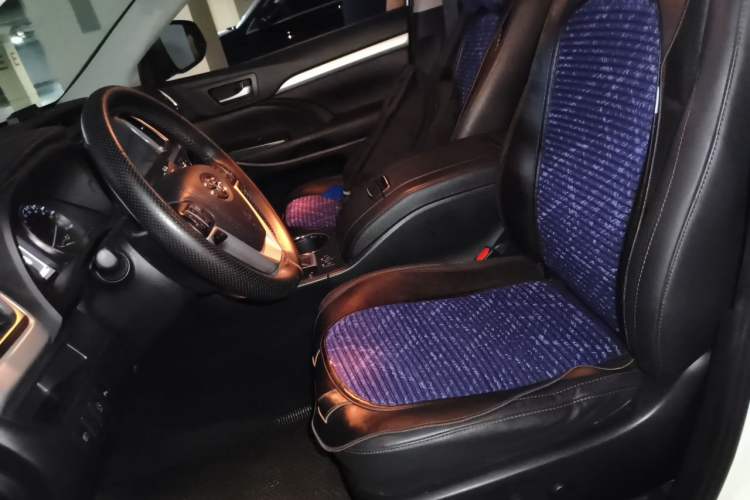 Used Toyota Highlander 2018 2.0T Four-Wheel Drive Luxury Version 7 Seats China VI Standard Left Front Seat