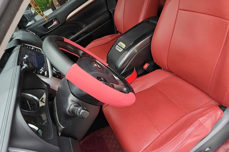 Used Toyota Highlander 2018 2.0T Four-Wheel Drive Prestige Version 7 Seats China V Emission Standard Left Front Seat