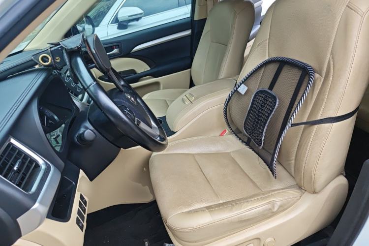 Used Toyota Highlander 2018 2.0T Four-Wheel Drive Luxury Edition 7 Seats China V Emission Standard Left Front Seat