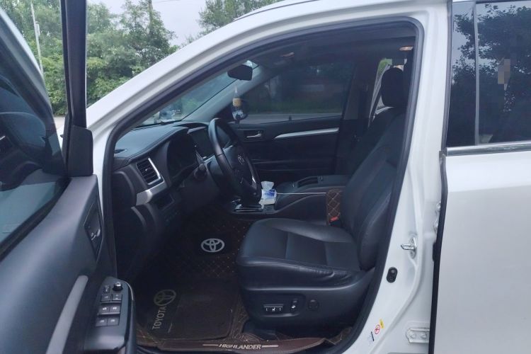 Used Toyota Highlander 2018 2.0T Four-Wheel Drive Prestige Version 7 Seats China VI Standard Left Front Seat