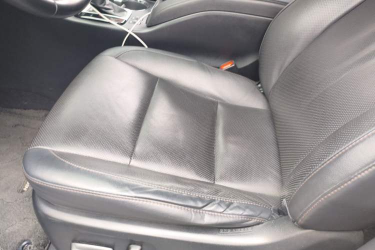 Used Toyota Highlander 2018 2.0T Four-Wheel Drive Prestige Version 7 Seats China VI Standard Left Front Seat