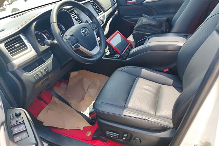 Used Toyota Highlander 2018 2.0T Four-Wheel Drive Prestige Version 7 Seats China VI Standard Left Front Seat