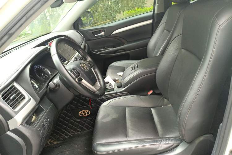 Used Toyota Highlander 2018 2.0T Four-Wheel Drive Prestige Version 7 Seats China VI Standard Left Front Seat