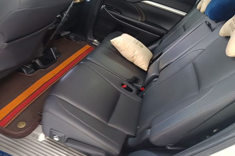 Used Toyota Highlander 2018 2.0T Four-Wheel Drive Prestige Version 7 Seats China VI Standard Left Rear Seat