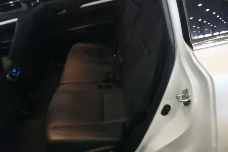 Used Toyota Highlander 2018 2.0T Four-Wheel Drive Luxury Version 7 Seats China VI Standard Left Rear Seat