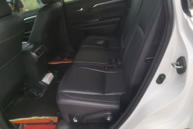 Used Toyota Highlander 2018 2.0T Four-Wheel Drive Supreme Edition 7-Seater China VI Left Rear Seat