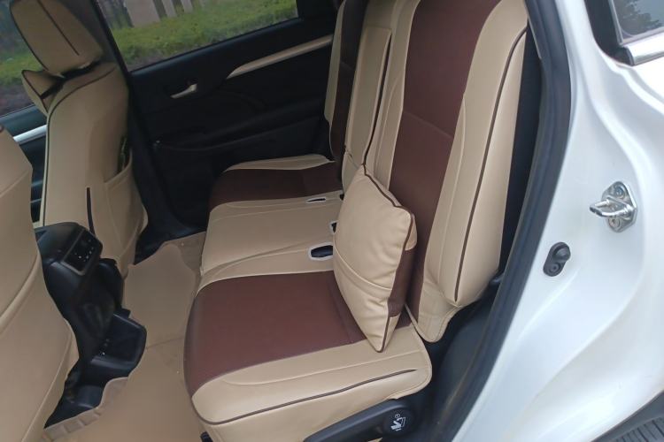 Used Toyota Highlander 2018 2.0T Four-Wheel Drive Luxury Version 7 Seats China VI Standard Left Rear Seat