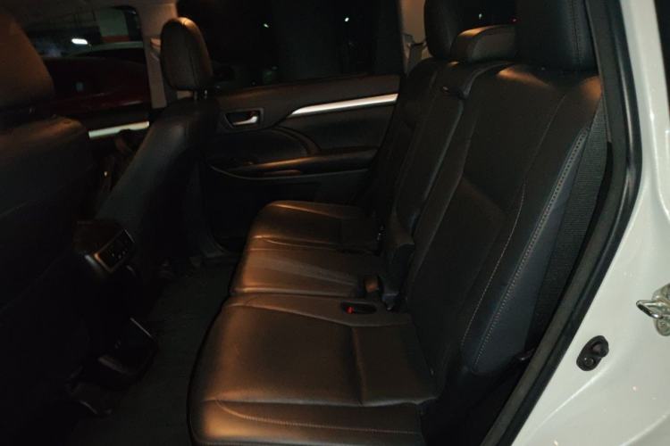 Used Toyota Highlander 2018 2.0T Four-Wheel Drive Prestige Version 7 Seats China VI Standard Left Rear Seat