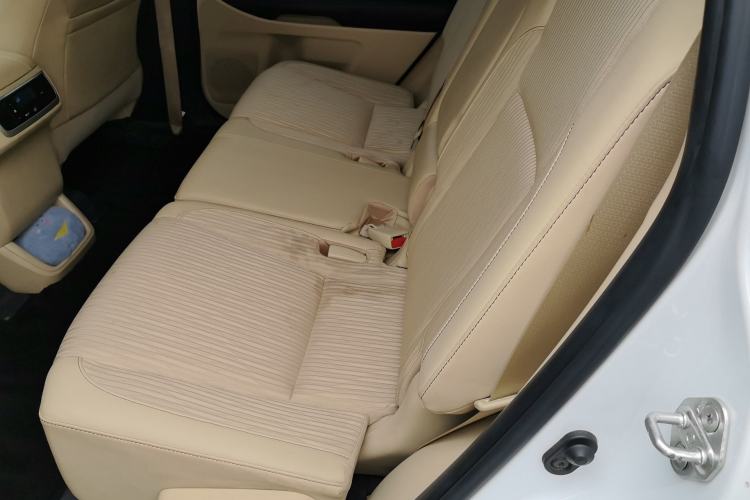 Used Toyota Highlander 2018 2.0T Two-Wheel Drive Elite Version 5 Seats China VI Standard Left Rear Seat