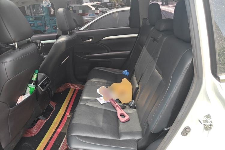 Used Toyota Highlander 2018 2.0T Four-Wheel Drive Prestige Version 7 Seats China VI Standard Left Rear Seat
