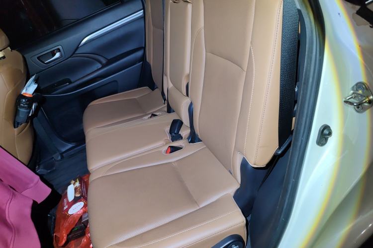 Used Toyota Highlander 2018 2.0T Four-Wheel Drive Knight Edition 7 Seats China VI Standard Left Rear Seat