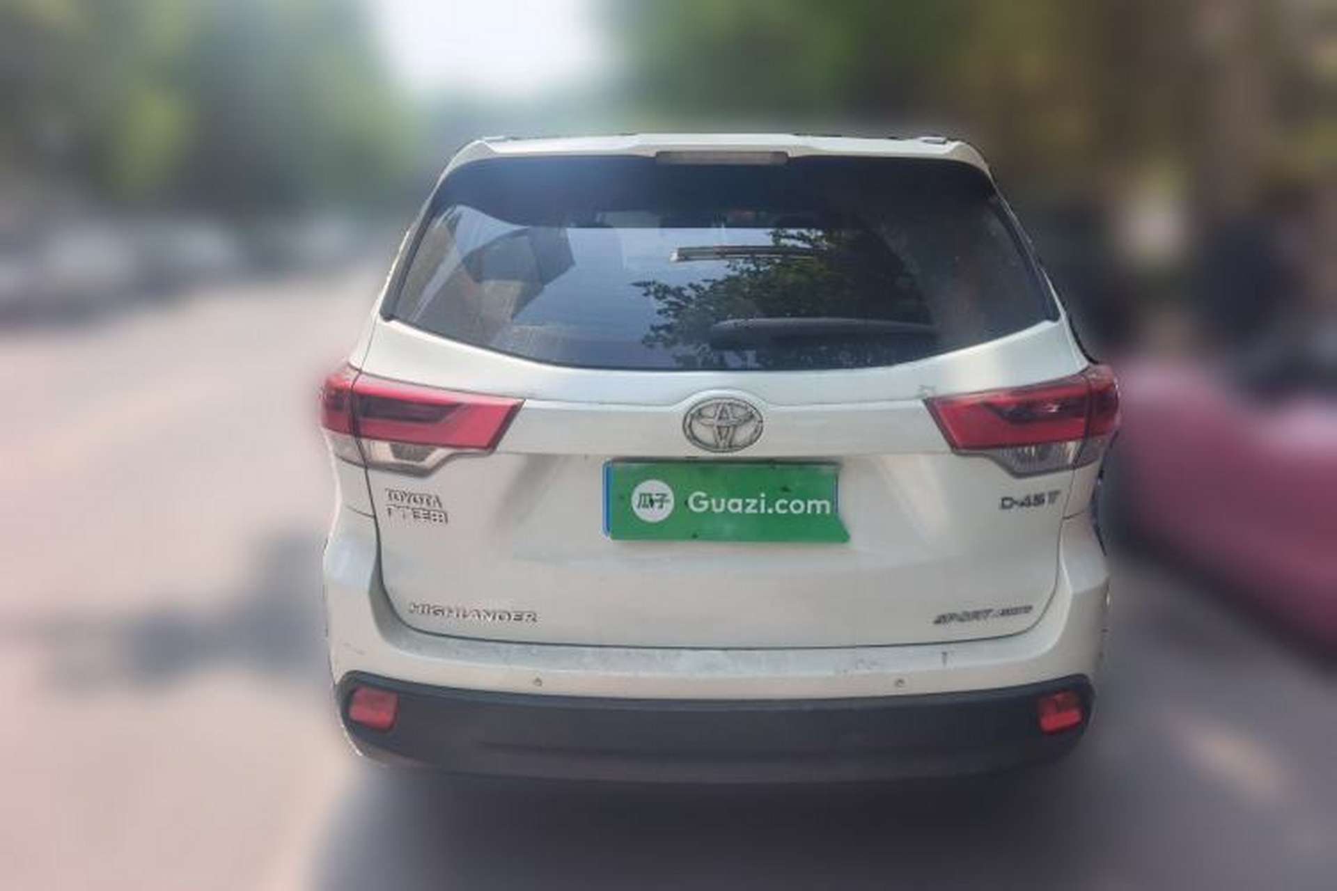 Used Toyota Highlander 2018 2.0T Four-Wheel Drive Luxury Edition 7 Seats China V Emission Standard Rear