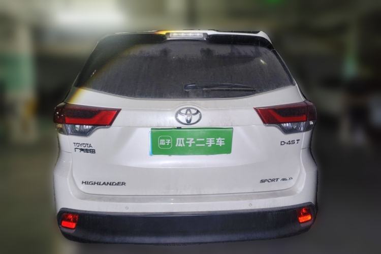 Used Toyota Highlander 2018 2.0T Four-Wheel Drive Luxury Edition 7 Seats China V Emission Standard Rear