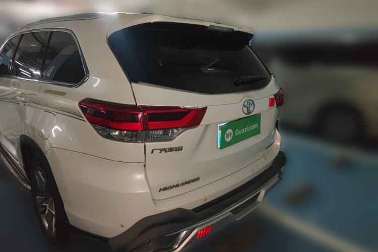 Used Toyota Highlander 2018 2.0T Four-Wheel Drive Luxury Version 7 Seats China VI Standard Rear