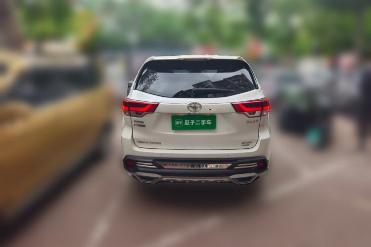 Used Toyota Highlander 2018 2.0T Four-Wheel Drive Prestige Version 7 Seats China V Emission Standard Rear