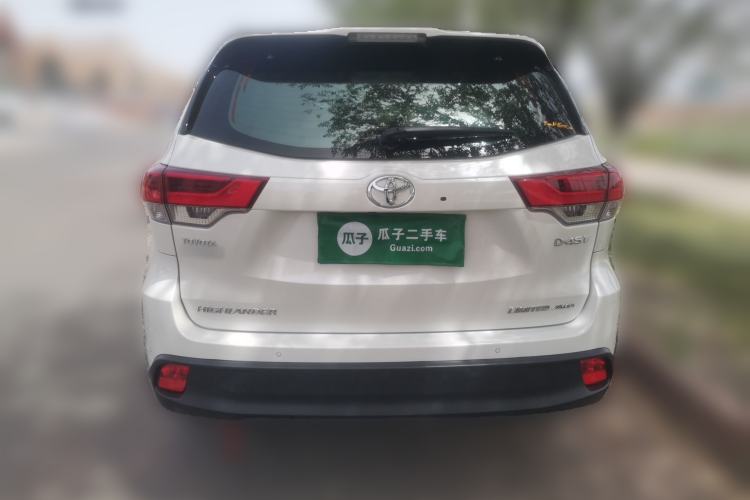 Used Toyota Highlander 2018 2.0T Four-Wheel Drive Supreme Edition 7-Seater China VI Rear