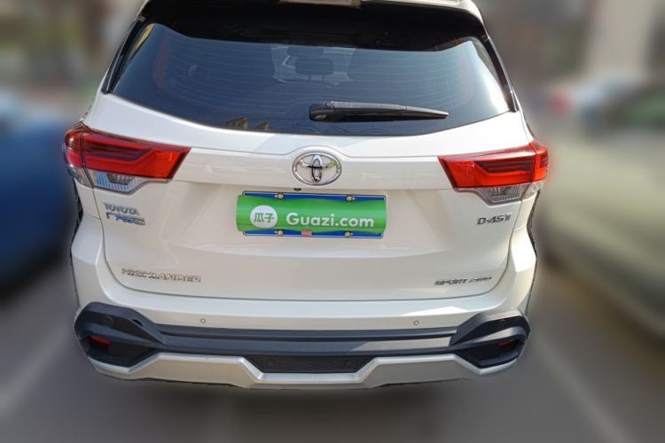 Used Toyota Highlander 2018 2.0T Four-Wheel Drive Luxury Edition 7 Seats China V Emission Standard Rear