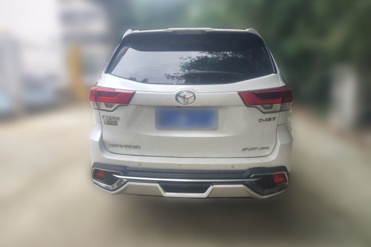Used Toyota Highlander 2018 2.0T Four-Wheel Drive Luxury Version 7 Seats China VI Standard Rear