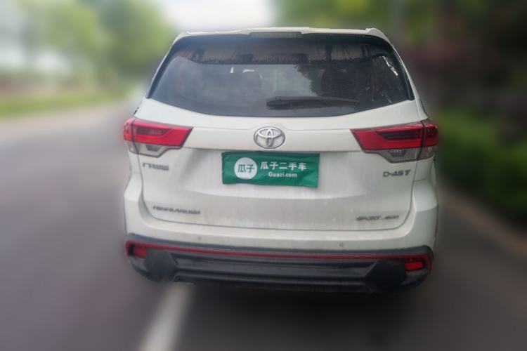 Used Toyota Highlander 2018 2.0T Four-Wheel Drive Luxury Version 7 Seats China VI Standard Rear