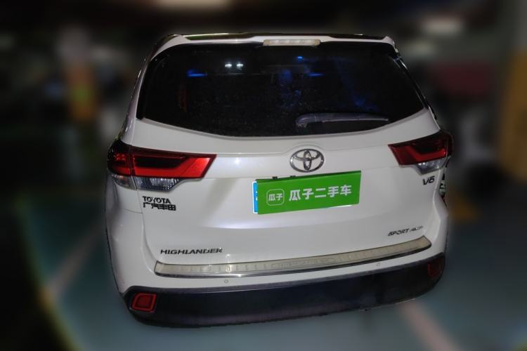 Used Toyota Highlander 2018 2.0T Four-Wheel Drive Luxury Version 7 Seats China VI Standard Rear